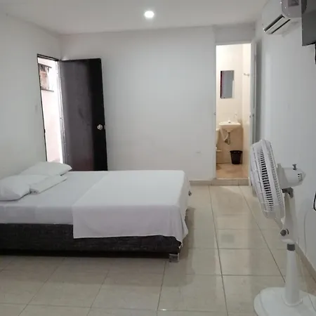 Arrecifes Hotel 3*